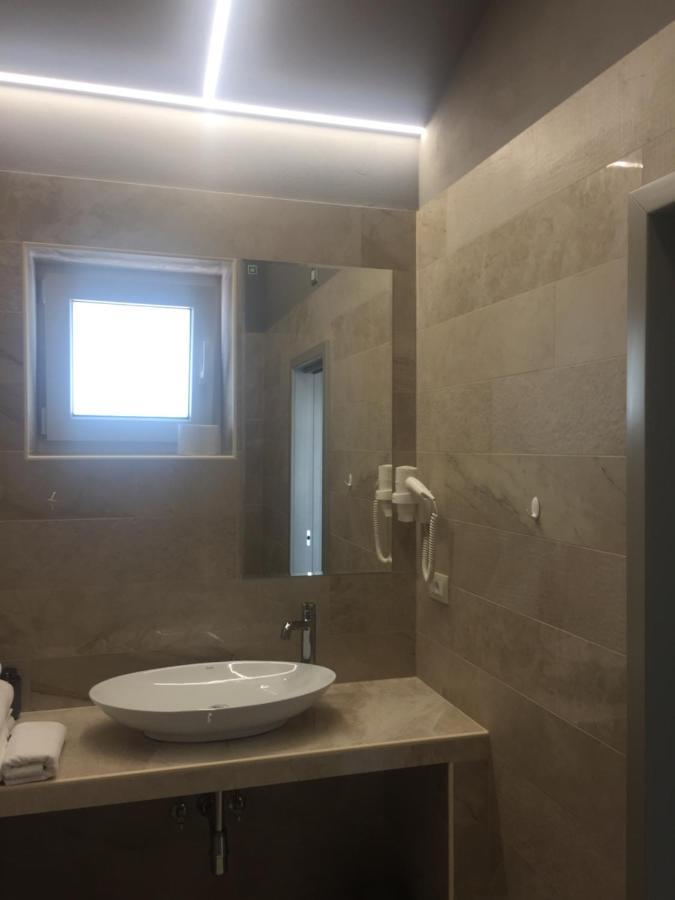 Rooms And Apartments Lisjak كوبر المظهر الخارجي الصورة