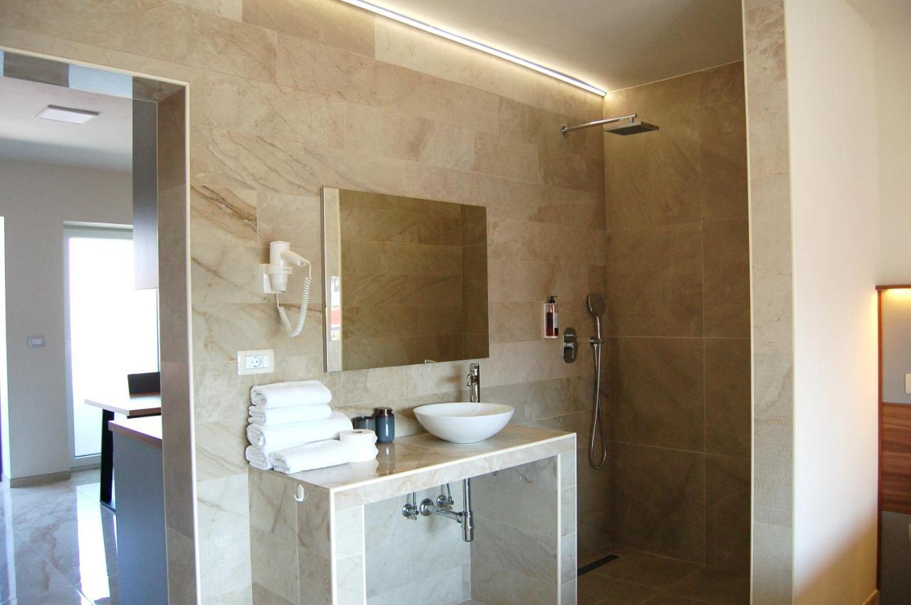 Rooms And Apartments Lisjak كوبر المظهر الخارجي الصورة