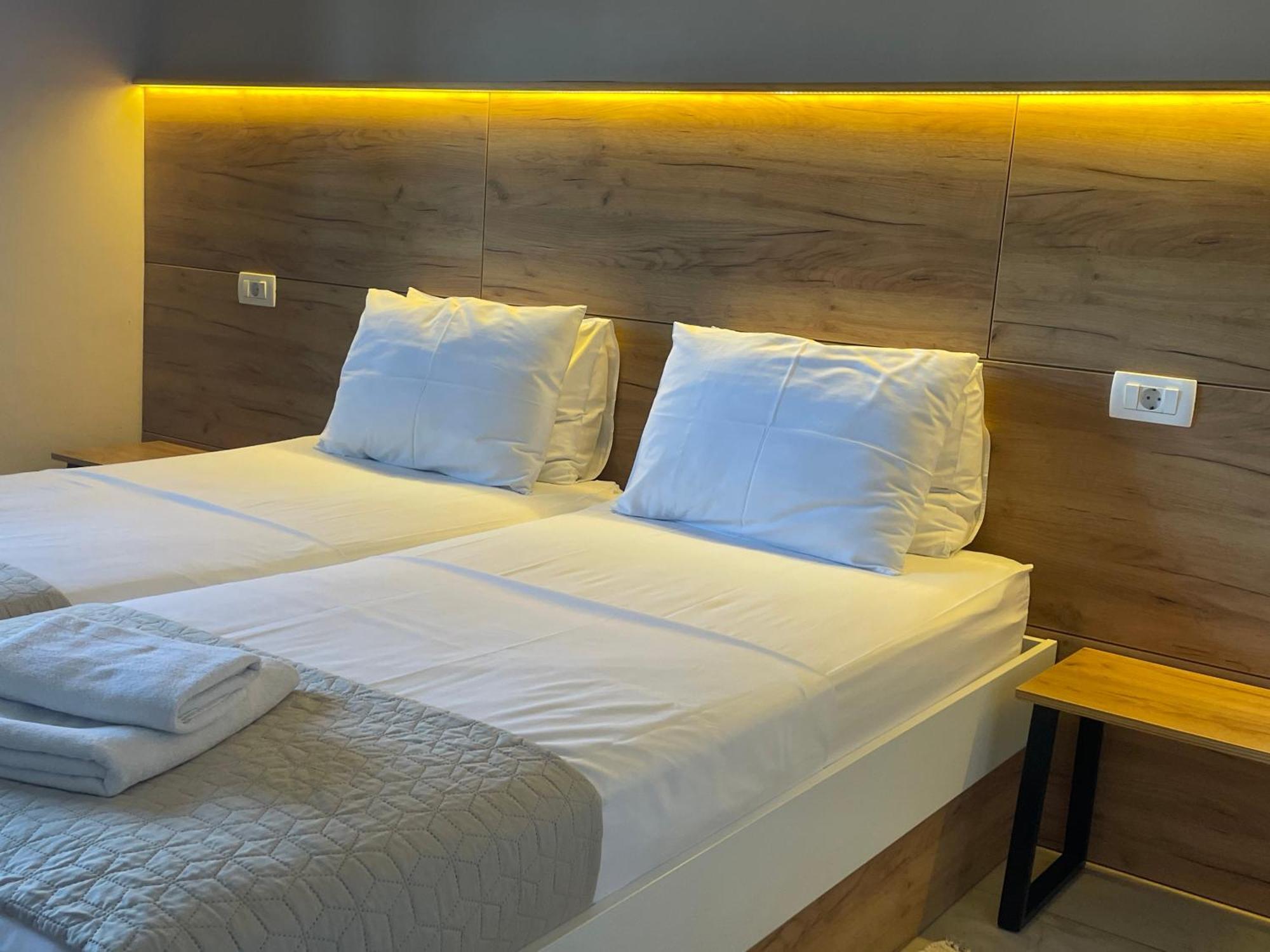 Rooms And Apartments Lisjak كوبر المظهر الخارجي الصورة